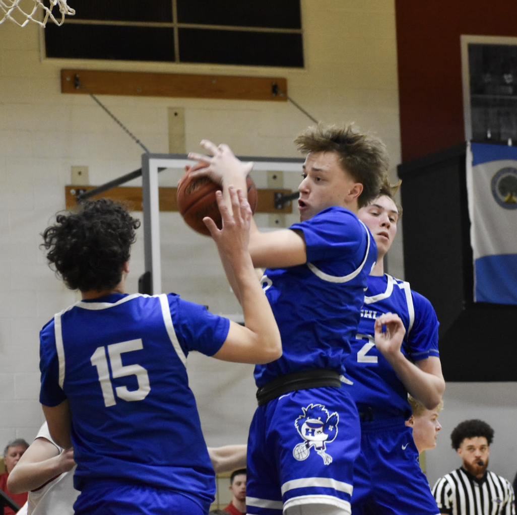 Cale Harris (10) contests for the possession of the ball and gets it. “We just had a game plan going in, didn’t come out the way we wanted it to, but we try to stick to the game plan,” Harris said. 